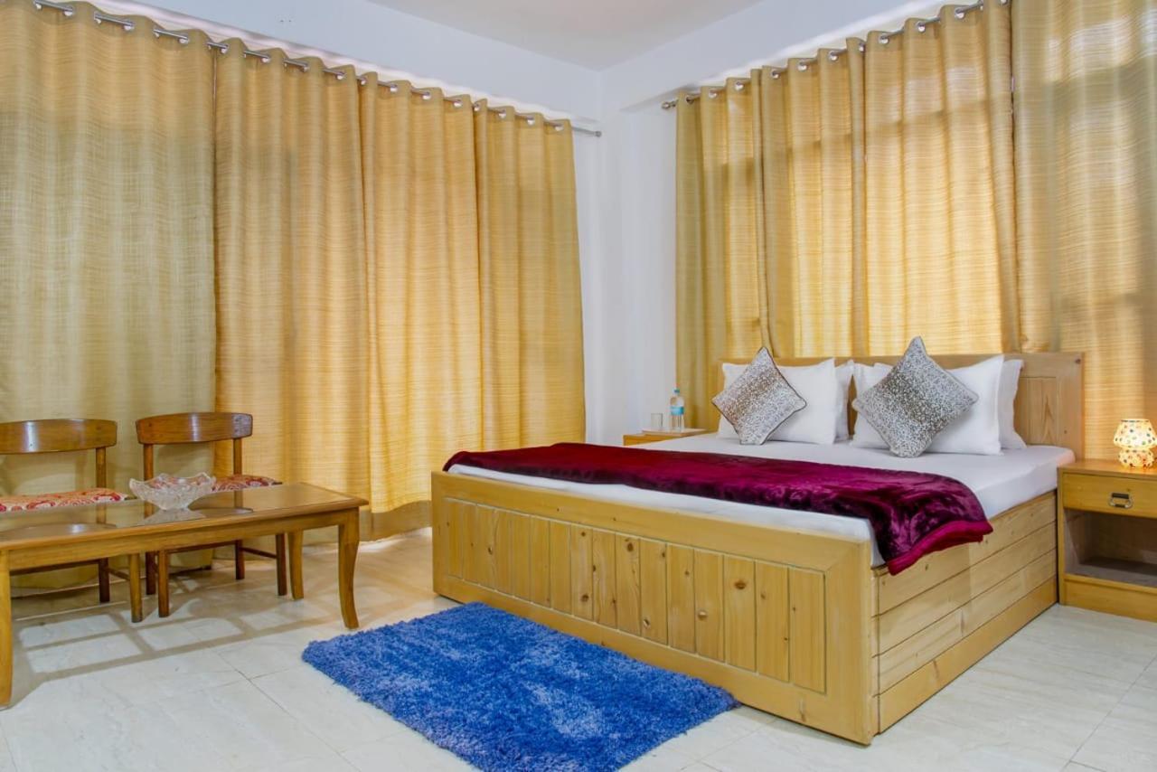 The Western Heights I Serviced Apartments I Pvt Balcony I Lift I Peacefull Area I Family Accomodation I Kasauli I By Exotic Stays Luaran gambar