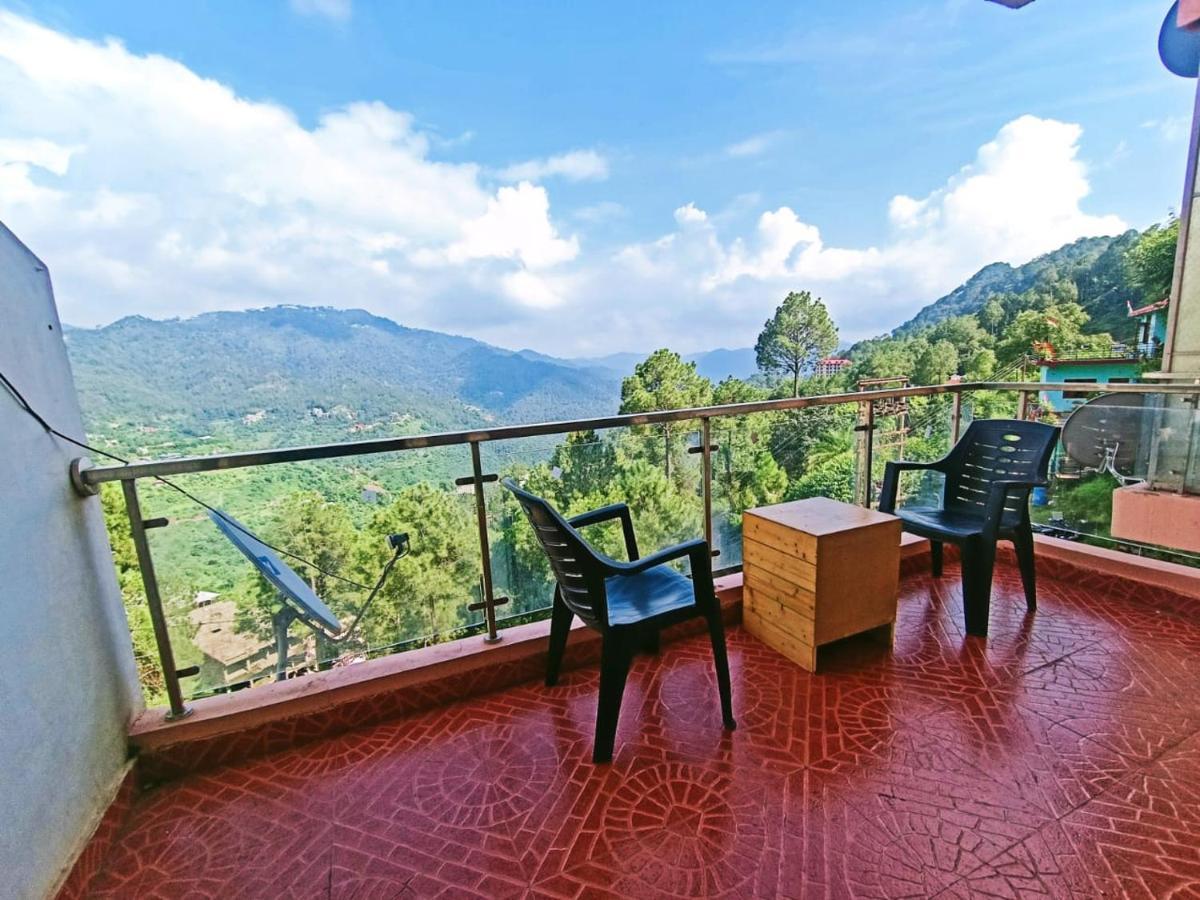 The Western Heights I Serviced Apartments I Pvt Balcony I Lift I Peacefull Area I Family Accomodation I Kasauli I By Exotic Stays Luaran gambar