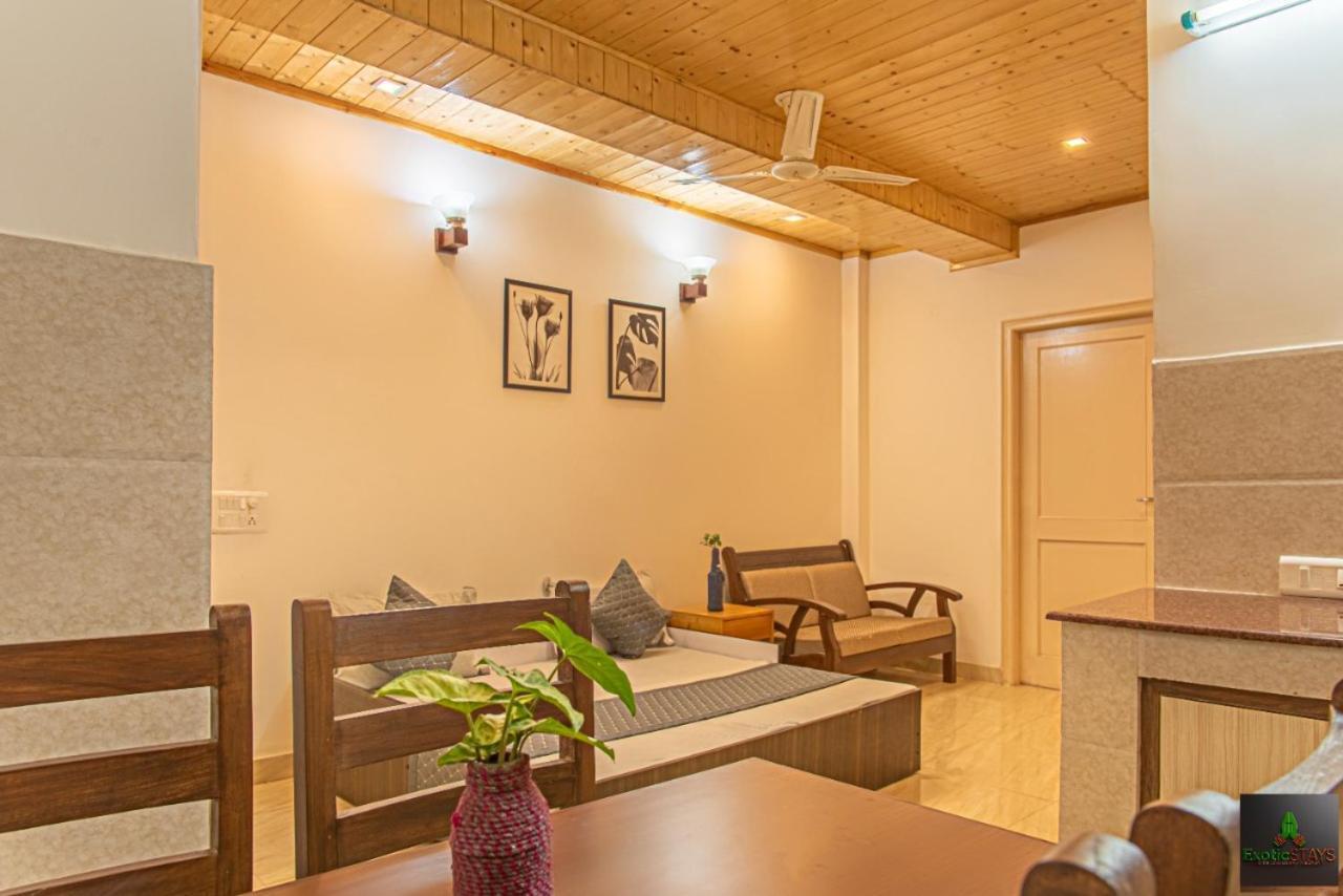 The Western Heights I Serviced Apartments I Pvt Balcony I Lift I Peacefull Area I Family Accomodation I Kasauli I By Exotic Stays Luaran gambar