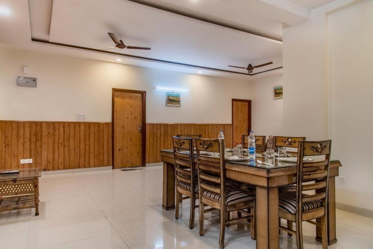 The Western Heights I Serviced Apartments I Pvt Balcony I Lift I Peacefull Area I Family Accomodation I Kasauli I By Exotic Stays Luaran gambar